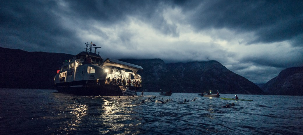 /world/news/alina-mikrukova-pervaa-rossianka-prosedsaa-norseman-triathlon
