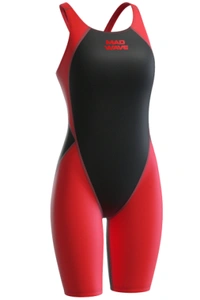 MW Revolt Women Kneeskin logo