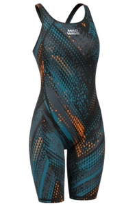 MW Revolt Women Kneeskin S6 logo