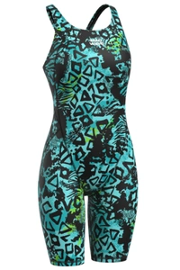 MW Revolt Women Kneeskin A1 logo